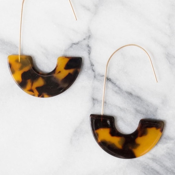 Dark Tortoise - Acrylic Adirah Hoop Earrings - Picture 2 of 3